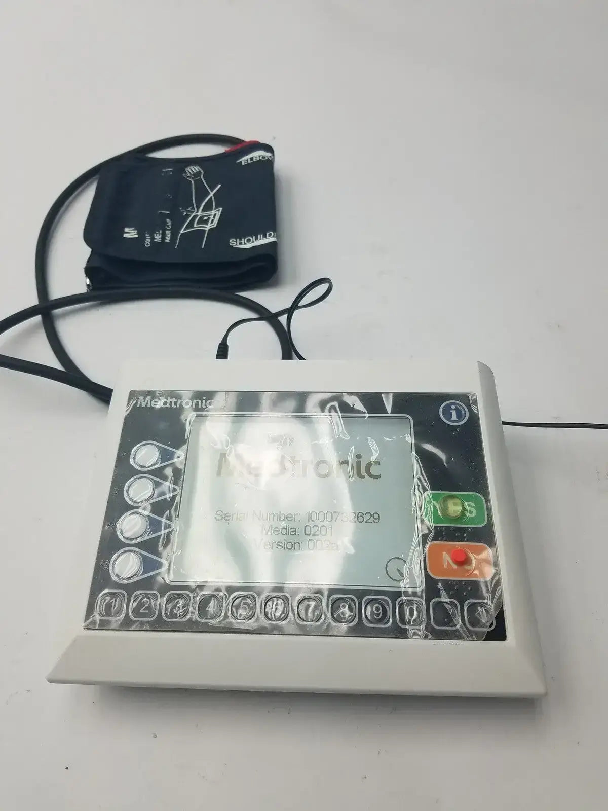 Medtronic Blood Pressure Monitor System Version-002a REF-100011-031 Blood Pressure Monitor Component, second-hand product photo 2
