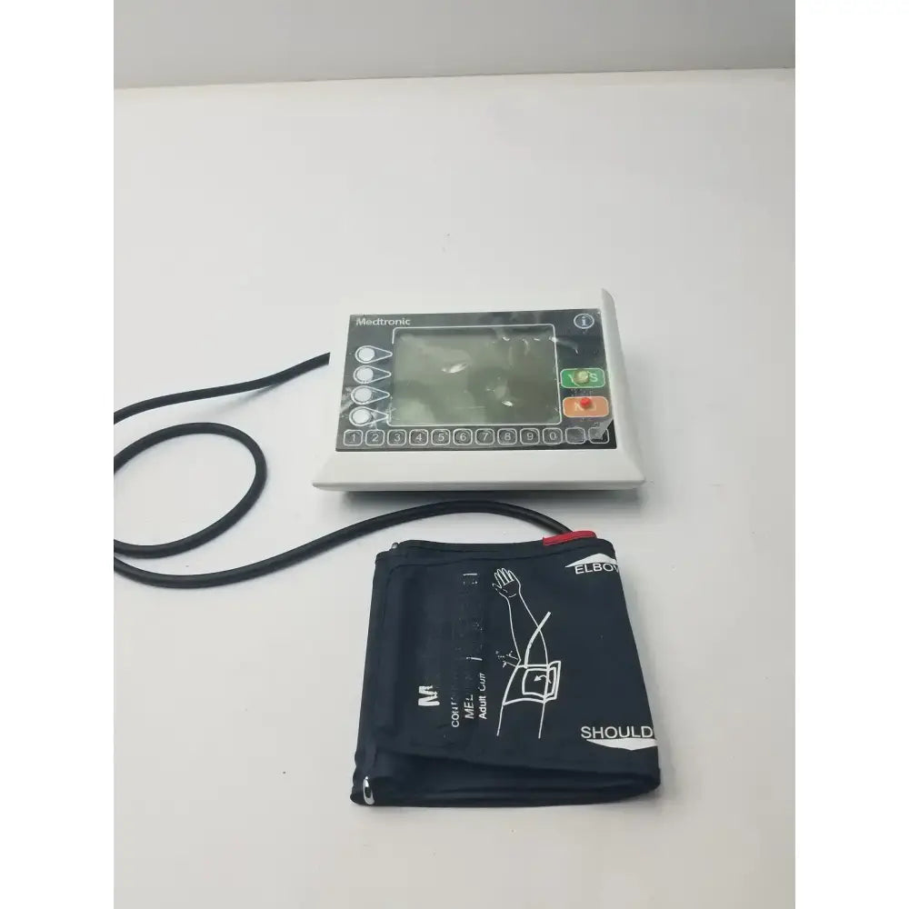 Medtronic Blood Pressure Monitor System Version-002a REF-100011-031 Blood Pressure Monitor Component, second-hand product photo 17