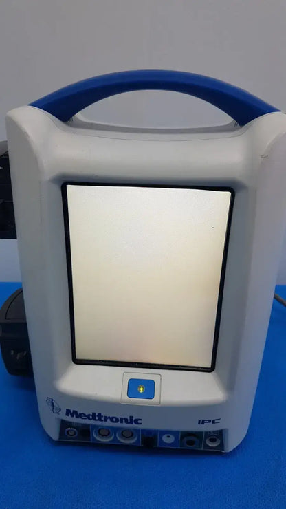 Medtronic IPC Console EC300RF with EF200 Foot Pedal – Surgical System Surgical Console System, second-hand product photo 1
