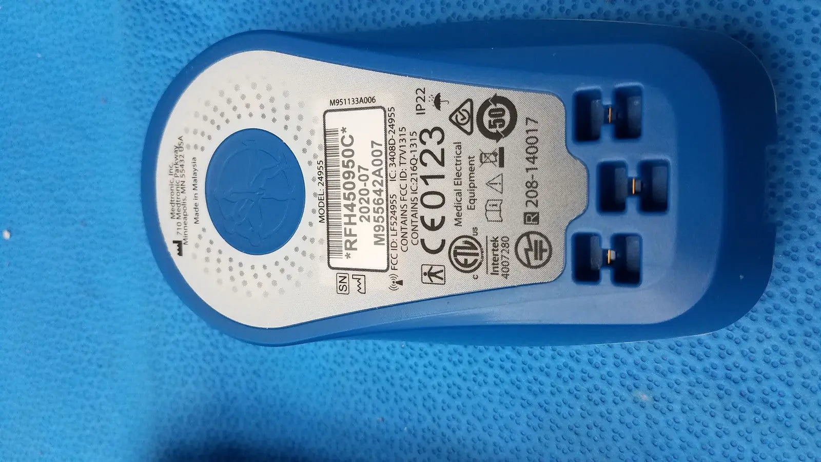Medtronic MyCareLink Model 24950 Patient Data Transmitter with Remote PA96000 Patient Data Transmitter, second-hand product photo 5