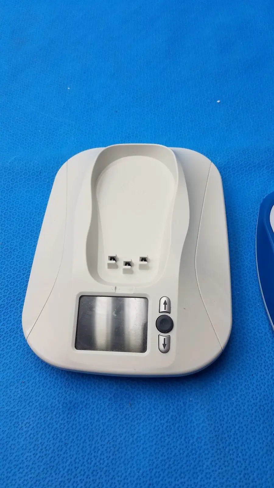 Medtronic MyCareLink Model 24950 Patient Data Transmitter with Remote PA96000 Patient Data Transmitter, second-hand product photo 9