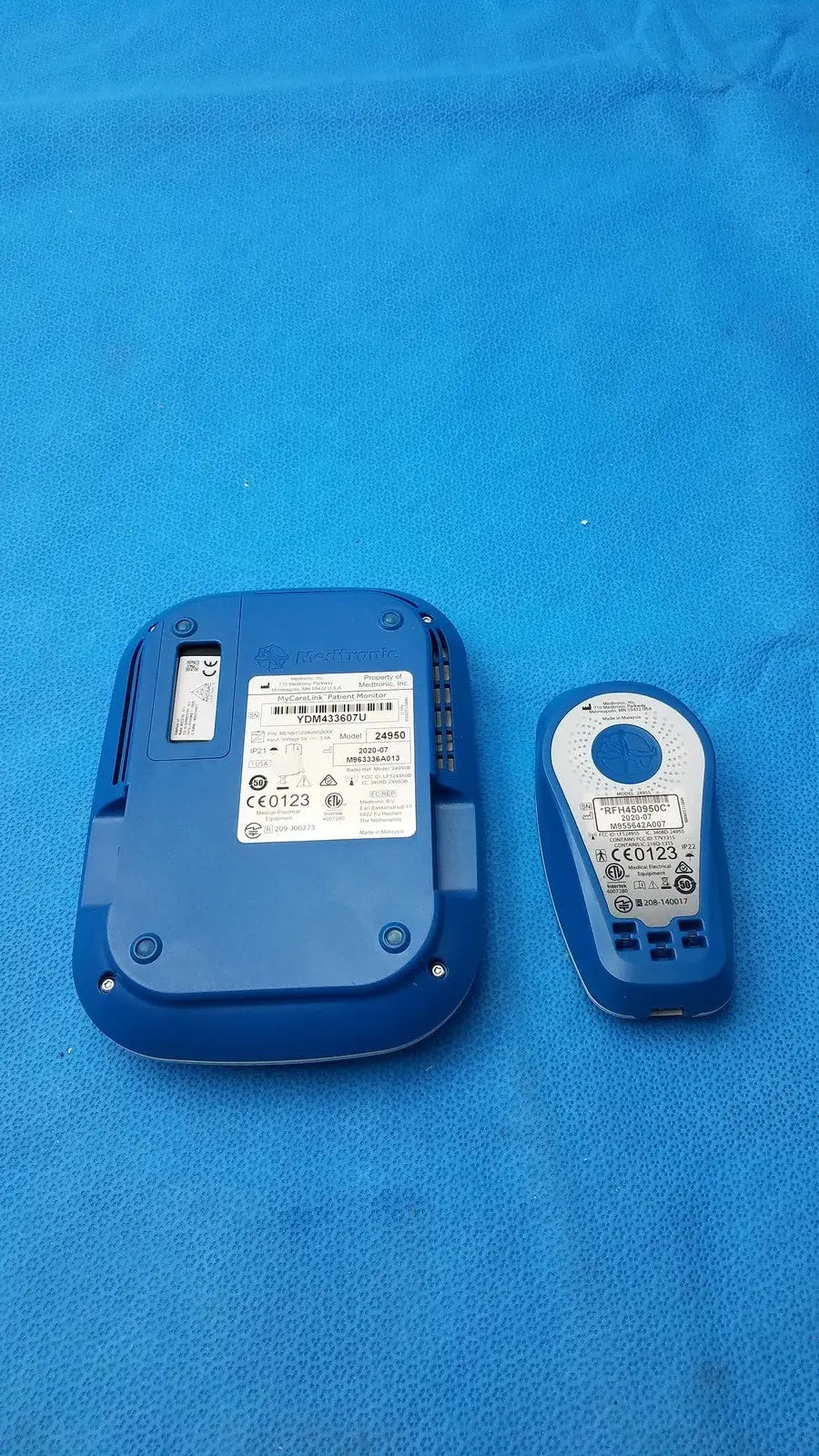 Medtronic MyCareLink Model 24950 Patient Data Transmitter with Remote PA96000 Patient Data Transmitter, second-hand product photo 8