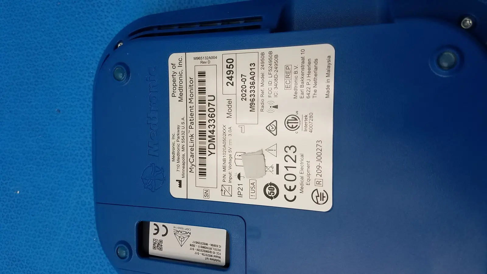 Medtronic MyCareLink Model 24950 Patient Data Transmitter with Remote PA96000 Patient Data Transmitter, second-hand product photo 7