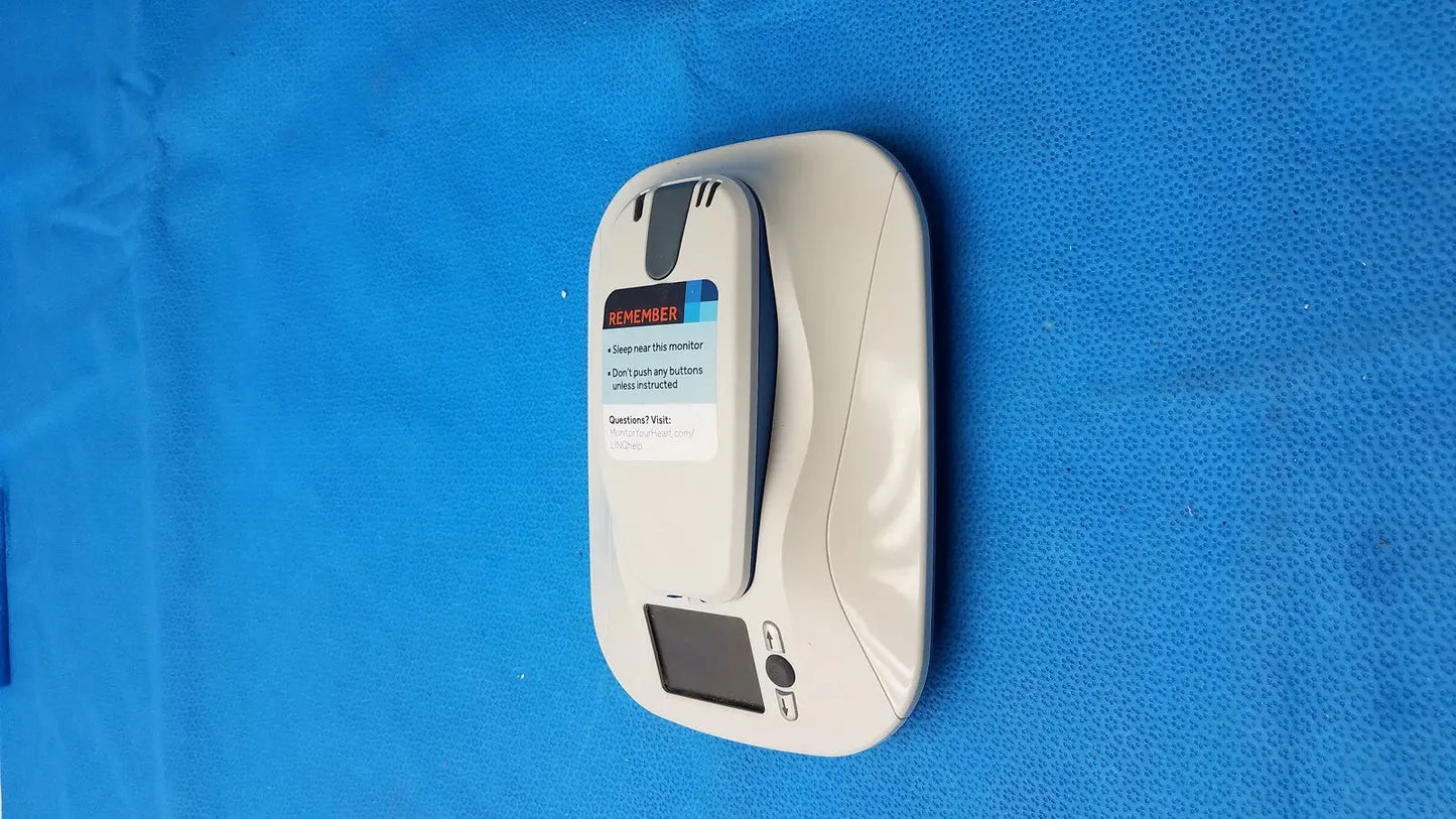 Medtronic MyCareLink Model 24950 Patient Data Transmitter with Remote PA96000 Patient Data Transmitter, second-hand product photo 1