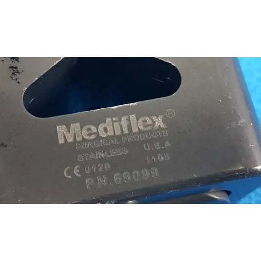 Reuse Medical Medtronic PN 69099 Heavy Duty O.R. Rail Clamp – Stainless Steel Mount Examination & Operation Tables, second-hand product photo 1
