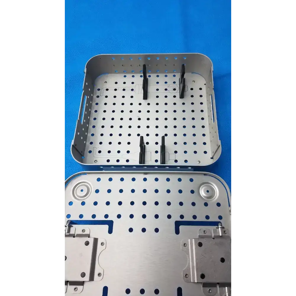 Medtronic StraightShot M5 Microdebrider Sterilization Case – Used Good Sterilization Case, second-hand product photo 5