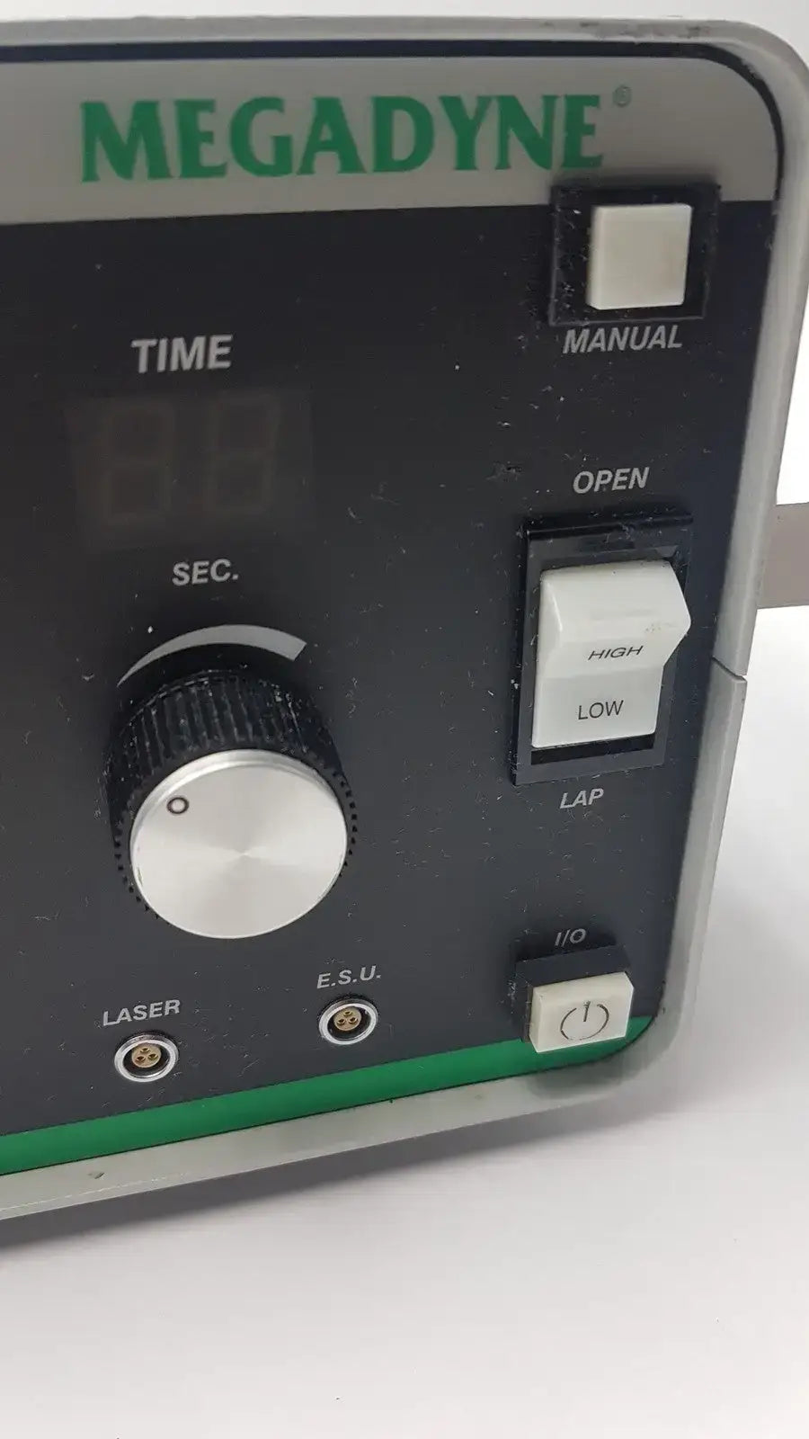 MegaDyne Mega VAC-PLUS Smoke Evacuator Ref 2200 Surgical Smoke Evacuator, second-hand product photo 8