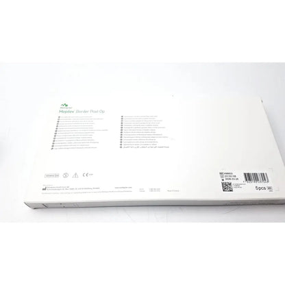 White cardboard box of mepilex border post-op dressing sterile medical dressing ref-496605 packaging displayed
