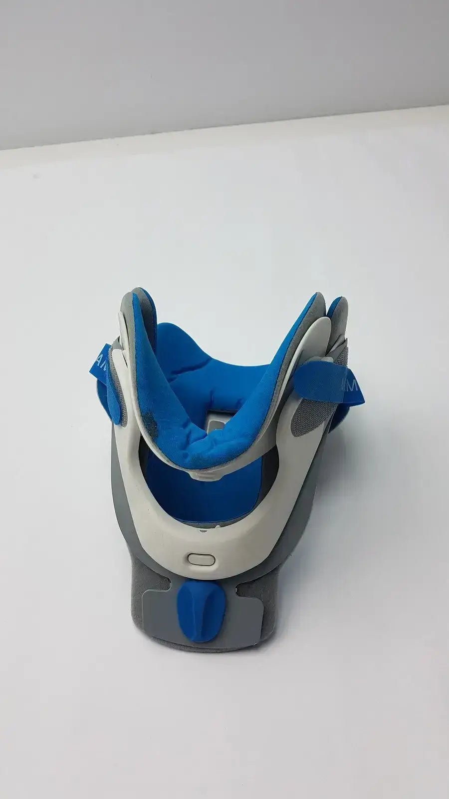 Miami J Cervical Neck Collar Adjustable Brace Support Blue Cervical Collar, second-hand product photo 5