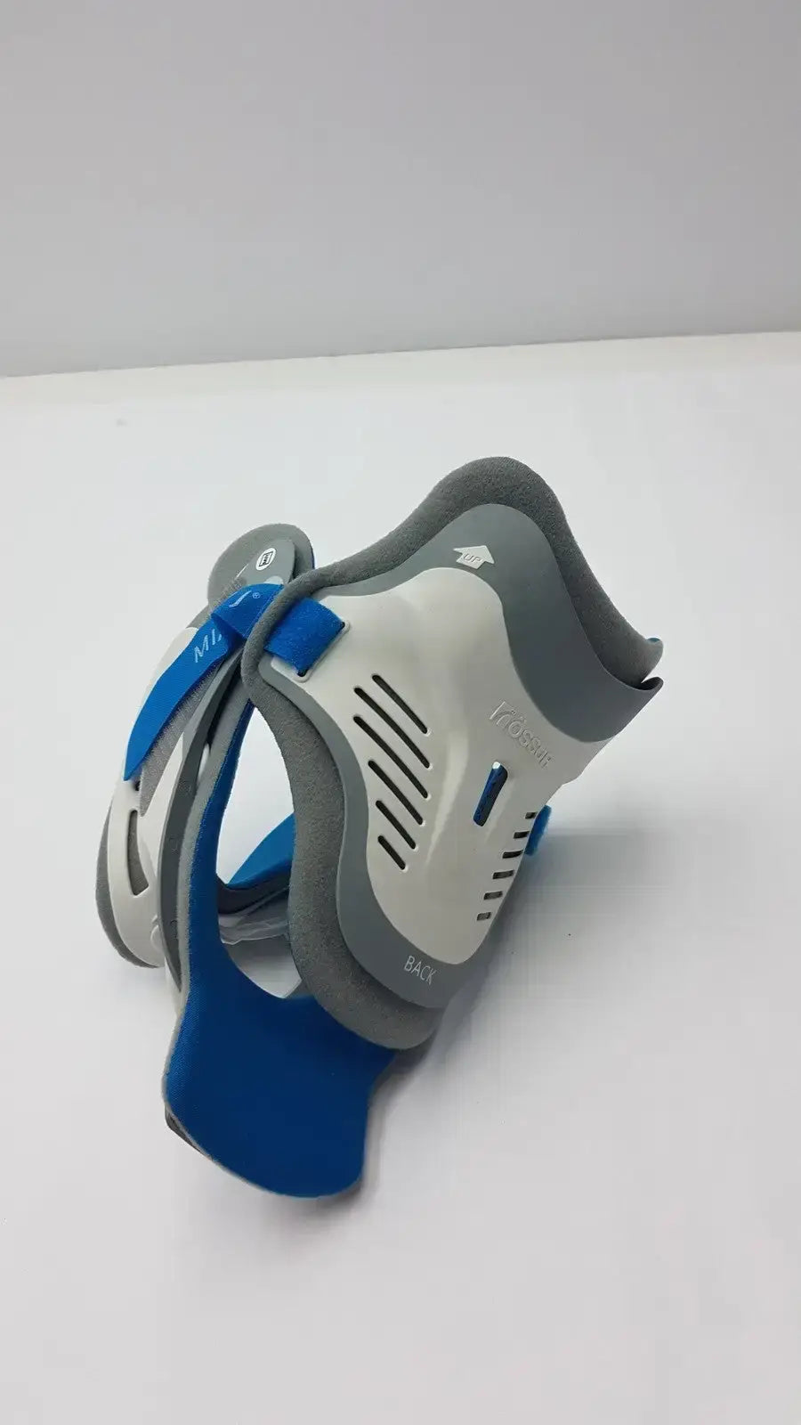 Miami J Cervical Neck Collar Adjustable Brace Support Blue Cervical Collar, second-hand product photo 6