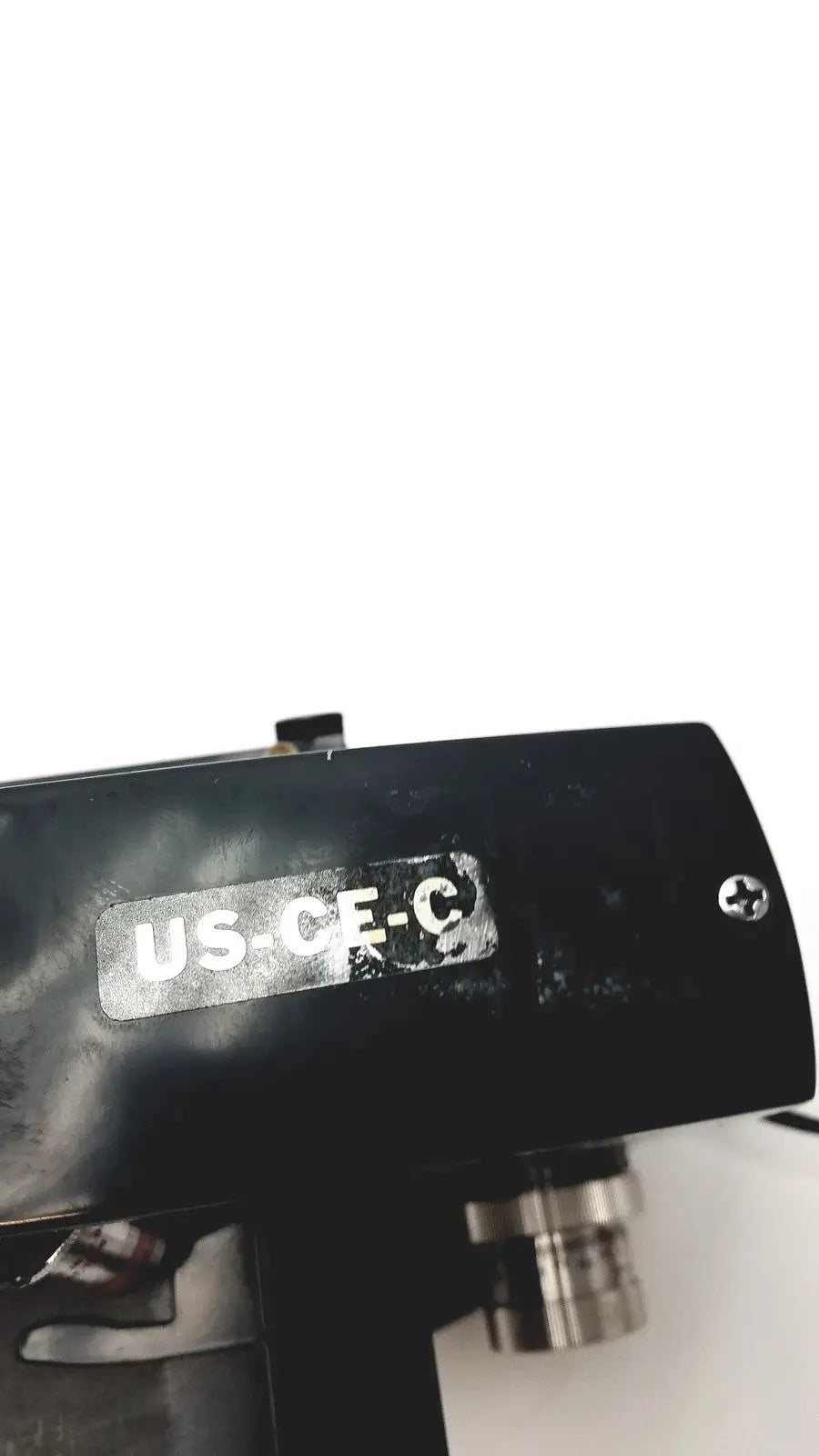 Microscope American Optical Spencer US-CE-C black with metallic objective lens and label on its body
