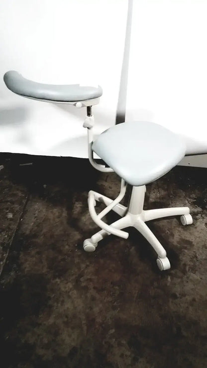 Midmark Dental Stool Ergonomic Adjustable Height Medical Stool with Casters Dental Stool, second-hand product photo 2