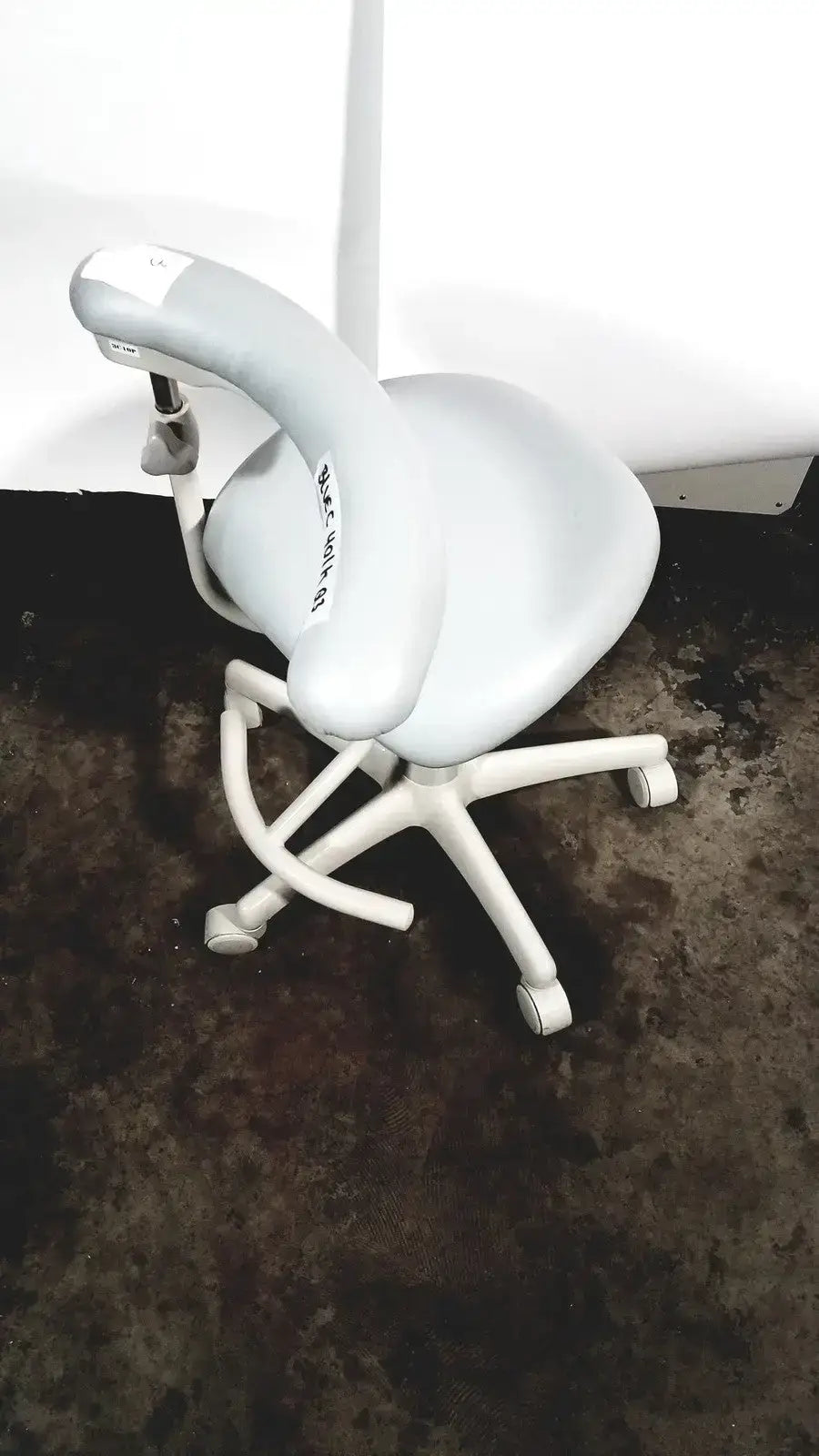 Midmark Dental Stool Ergonomic Adjustable Height Medical Stool with Casters Dental Stool, second-hand product photo 3