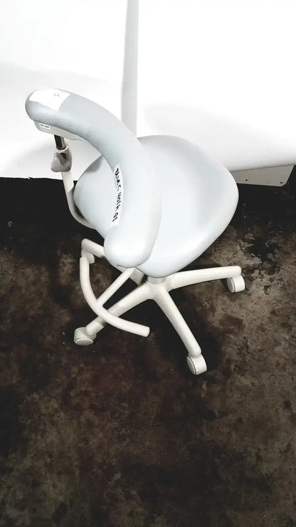 Midmark Dental Stool Ergonomic Adjustable Height Medical Stool with Casters Dental Stool, second-hand product photo 3