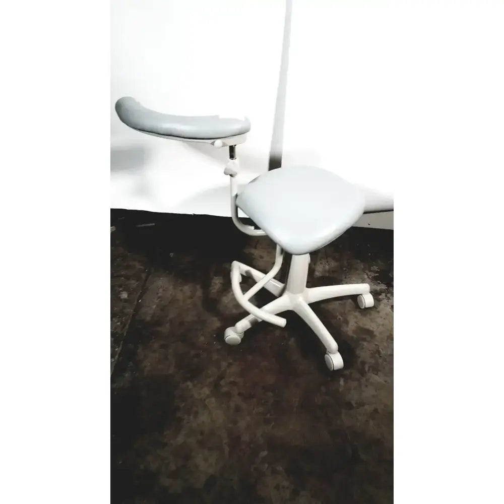 Midmark Dental Stool Ergonomic Adjustable Height Medical Stool with Casters Dental Stool, second-hand product photo 2