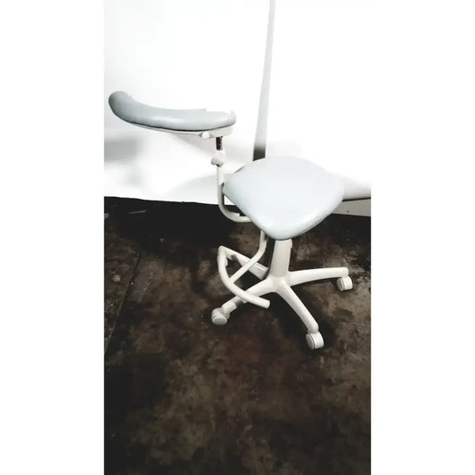 Midmark Dental Stool Ergonomic Adjustable Height Medical Stool with Casters Dental Stool, second-hand product photo 2