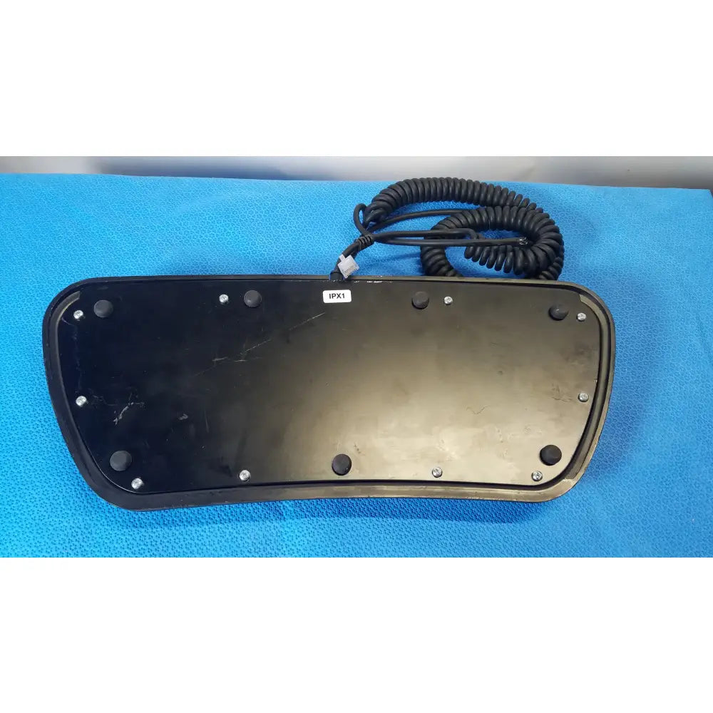Midmark QE IPX1 Wired Foot Controller Foot Pedal Wired Foot Controller / Foot Pedal, as-is (for parts) product photo 6