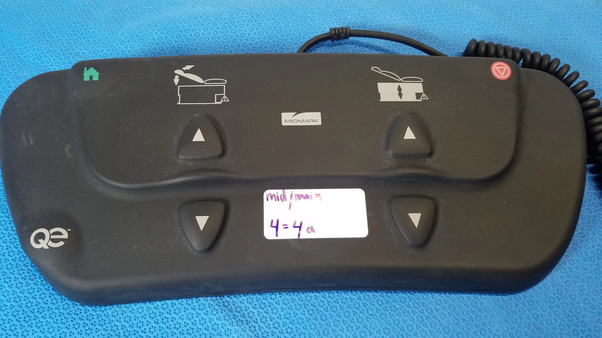 Midmark QE IPX1 Wired Foot Controller Foot Pedal Wired Foot Controller / Foot Pedal, as-is (for parts) product photo 7