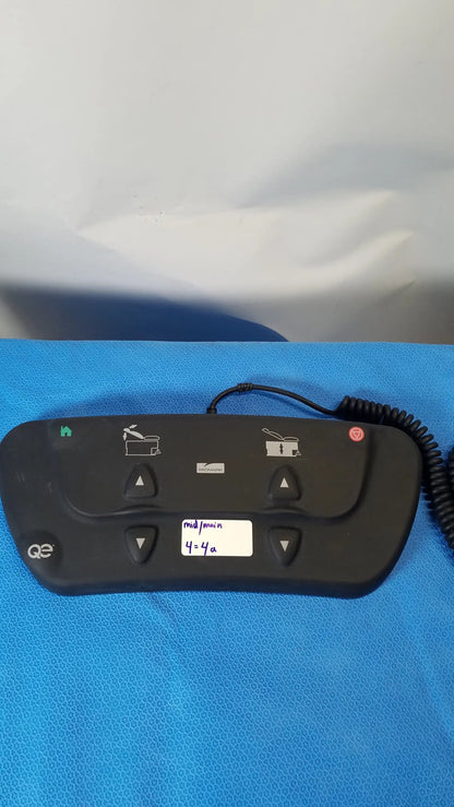 Midmark QE IPX1 Wired Foot Controller Foot Pedal Wired Foot Controller / Foot Pedal, as-is (for parts) product photo 1