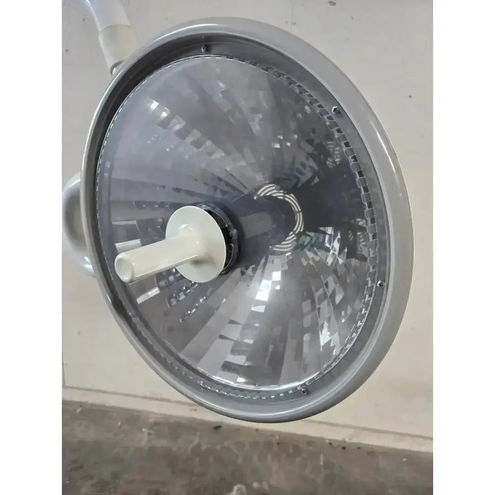 Midmark Ritter 355-022 Minor Surgery Procedure With Rolling Stand Procedure Light, second-hand product photo 2