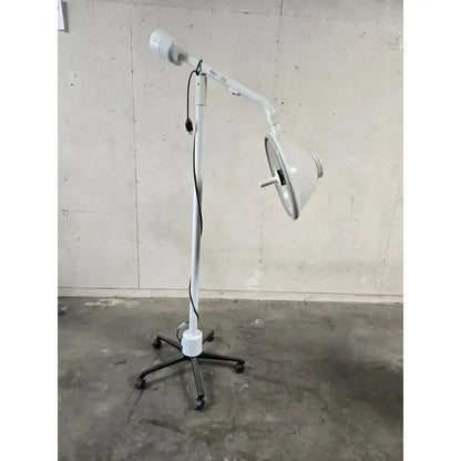 Midmark Ritter 355-022 Minor Surgery Procedure With Rolling Stand Procedure Light, second-hand product photo 3