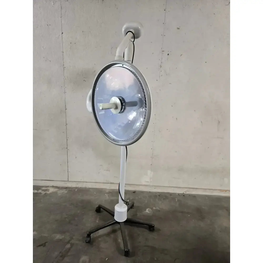 Midmark Ritter 355-022 Minor Surgery Procedure With Rolling Stand Procedure Light, second-hand product photo 4