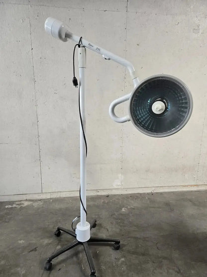 Midmark Ritter 355-022 Minor Surgery Procedure With Rolling Stand Procedure Light, second-hand product photo 1
