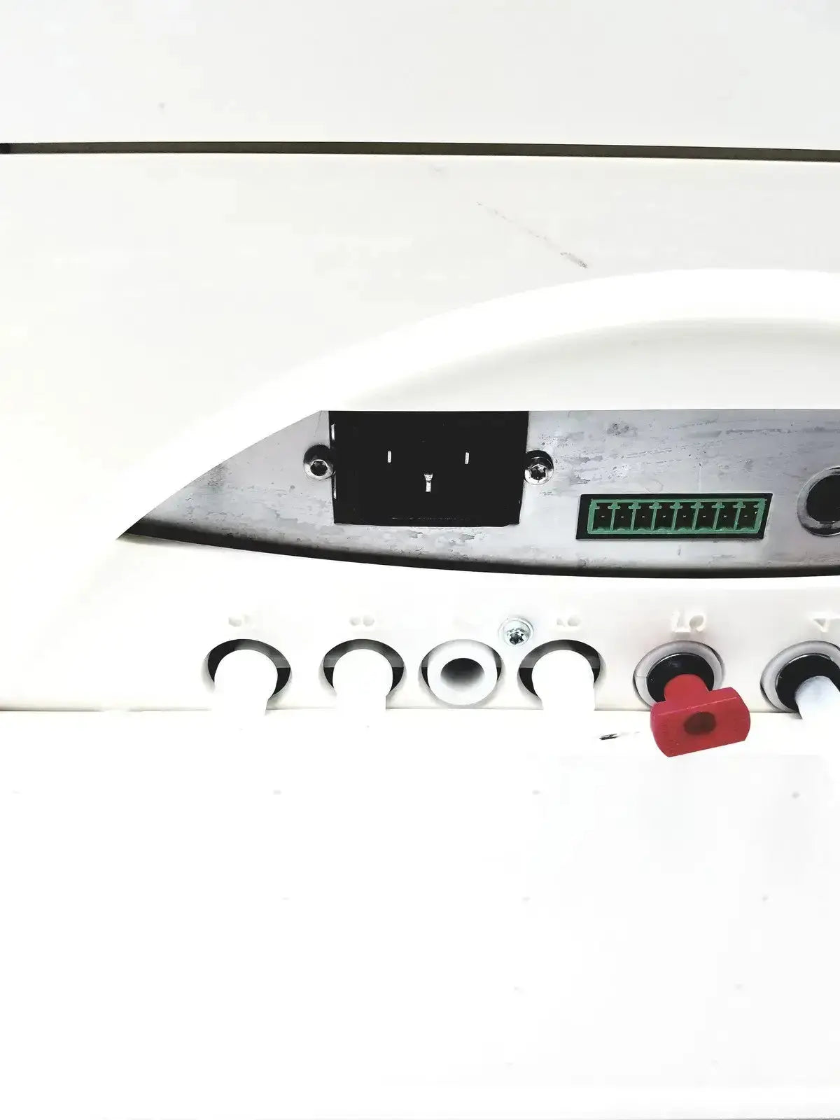 Millipore Z00Q0V0T0 Milli-Q Advantage A10 TOC Monitor Water Purification System Water Purification System, second-hand product photo 6