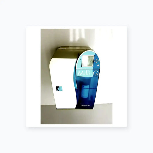 Millipore Z00Q0V0T0 Milli-Q Advantage A10 TOC Monitor Water Purification System Water Purification System, second-hand product photo 1