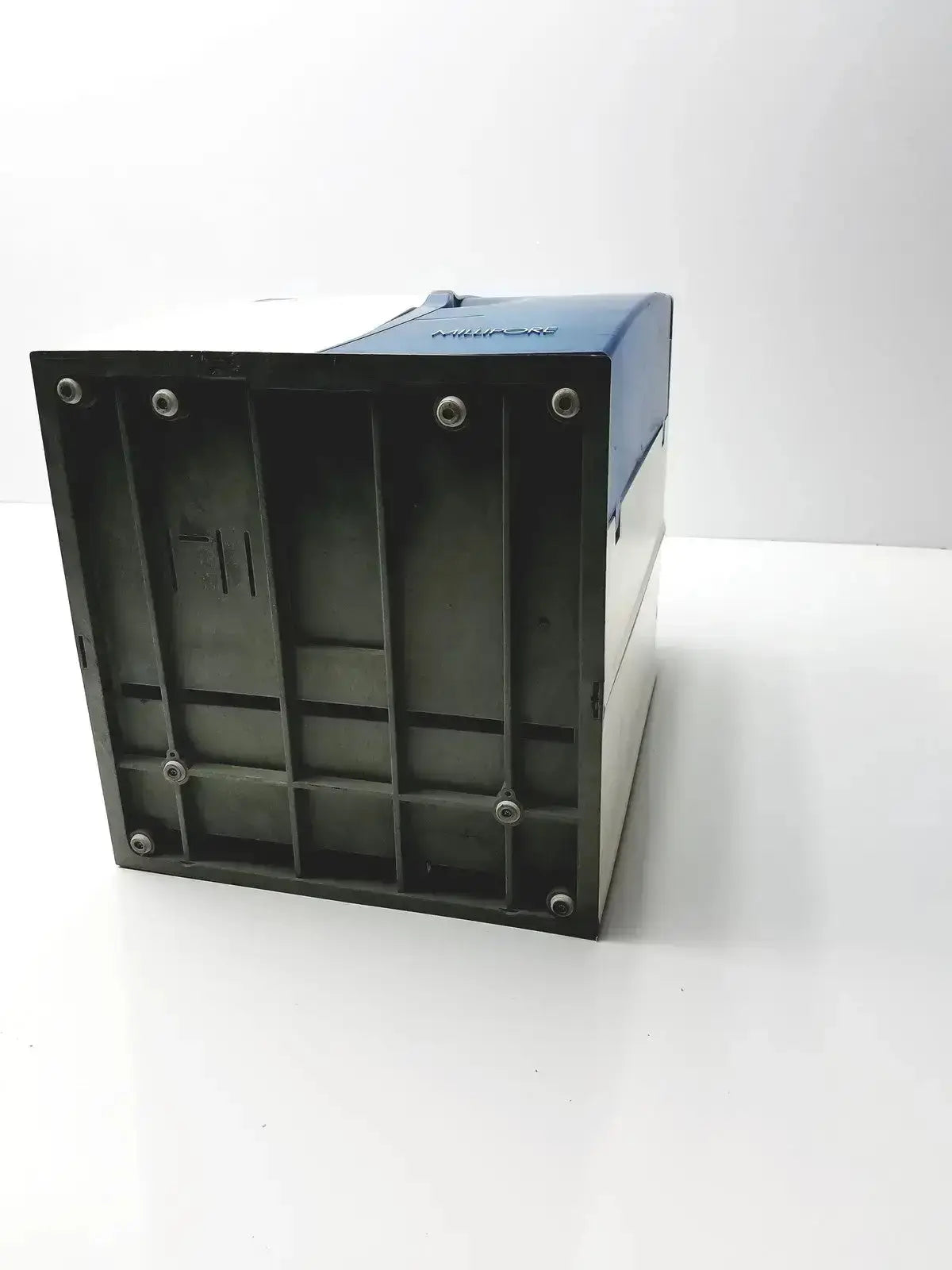 Millipore Z00Q0V0T0 Milli-Q Advantage A10 TOC Monitor Water Purification System Water Purification System, second-hand product photo 12