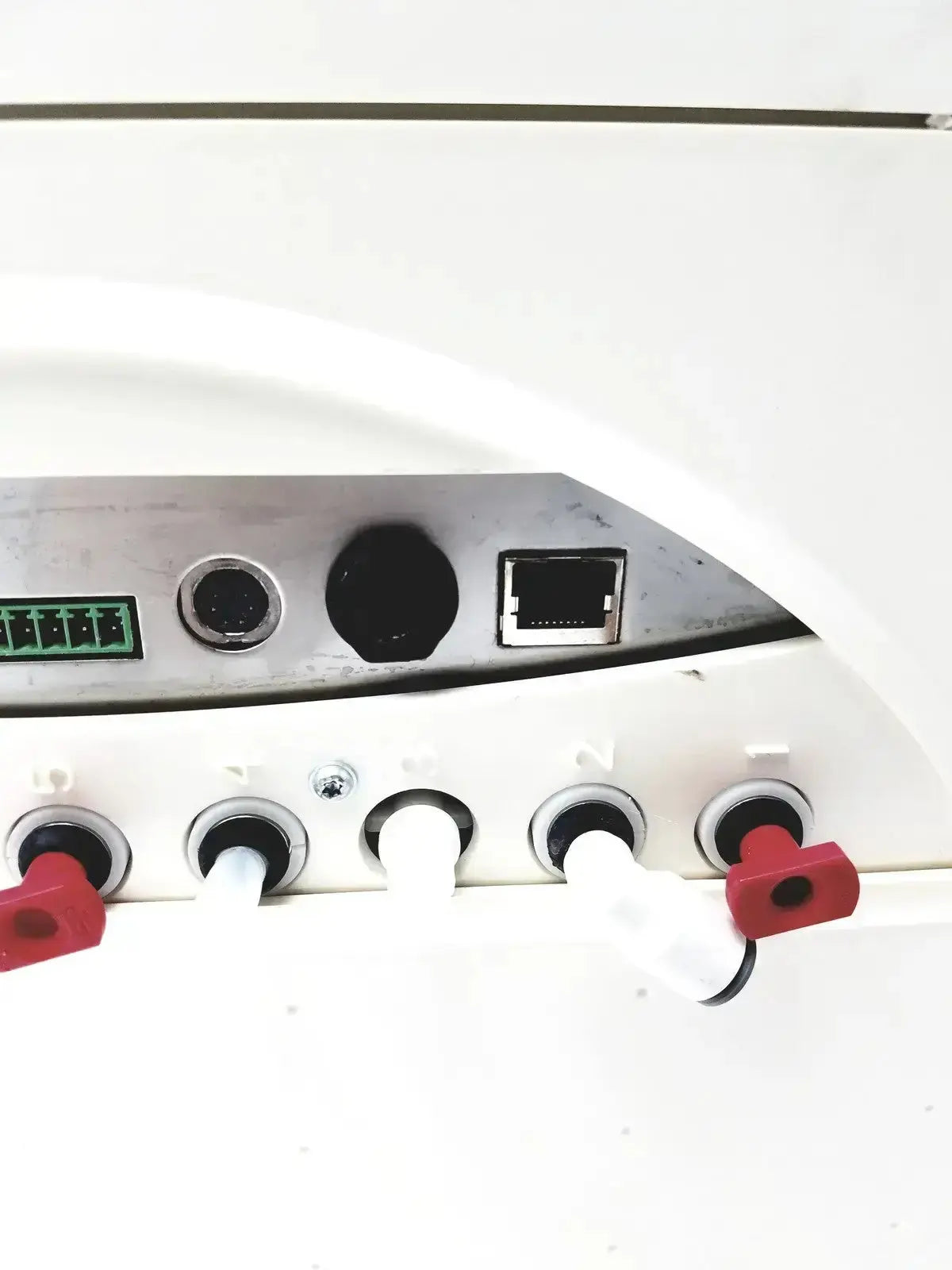 Millipore Z00Q0V0T0 Milli-Q Advantage A10 TOC Monitor Water Purification System Water Purification System, second-hand product photo 8
