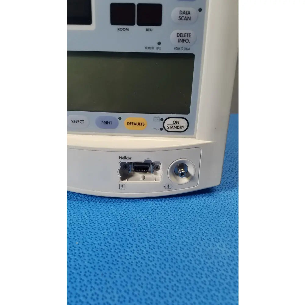 Mindray Datascope Accutorr Plus Vital Signs Monitor 0998-00-0444-93A - Vital Signs Monitor