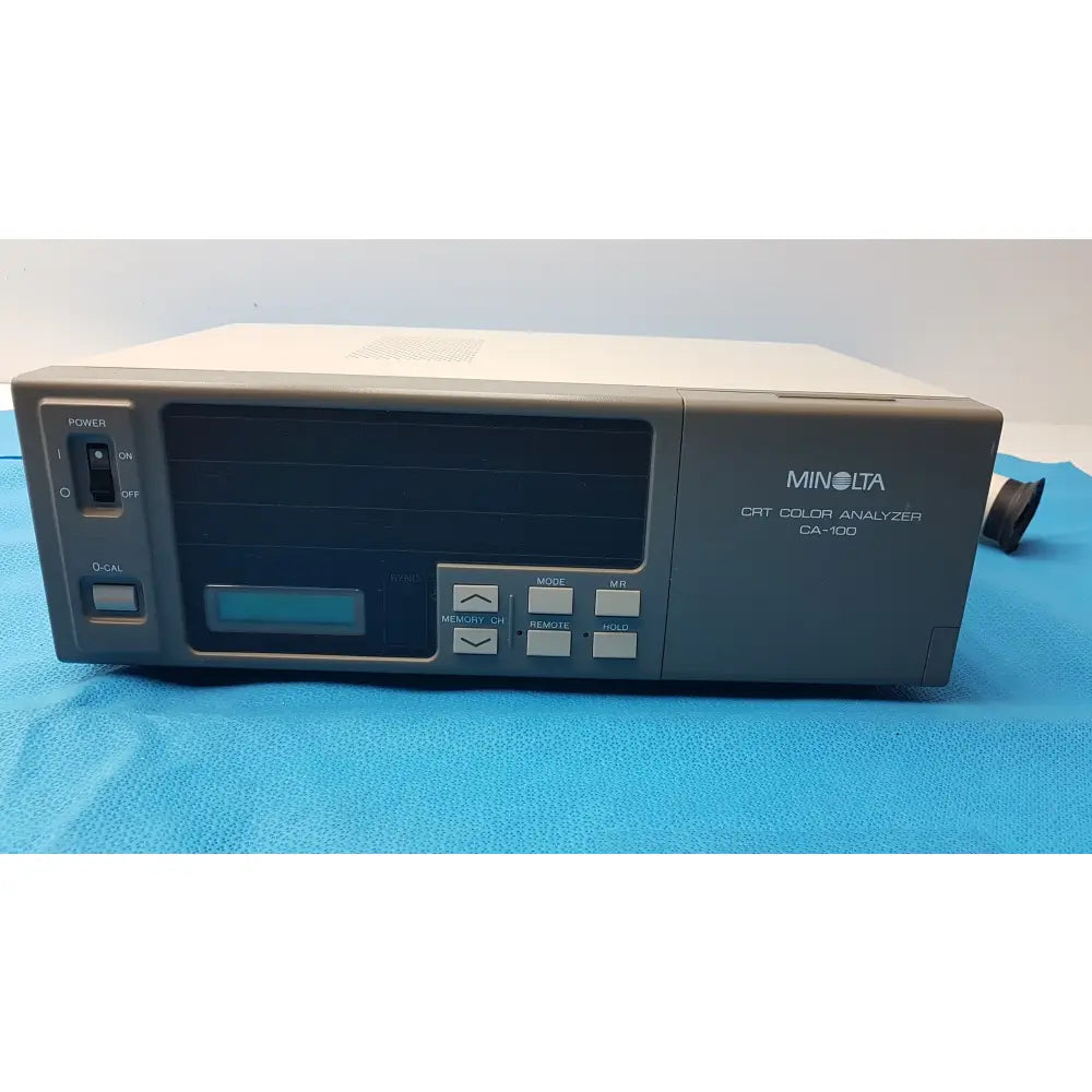 Minolta CA-100 CRT Color Analyzer - CRT Color Analyzer