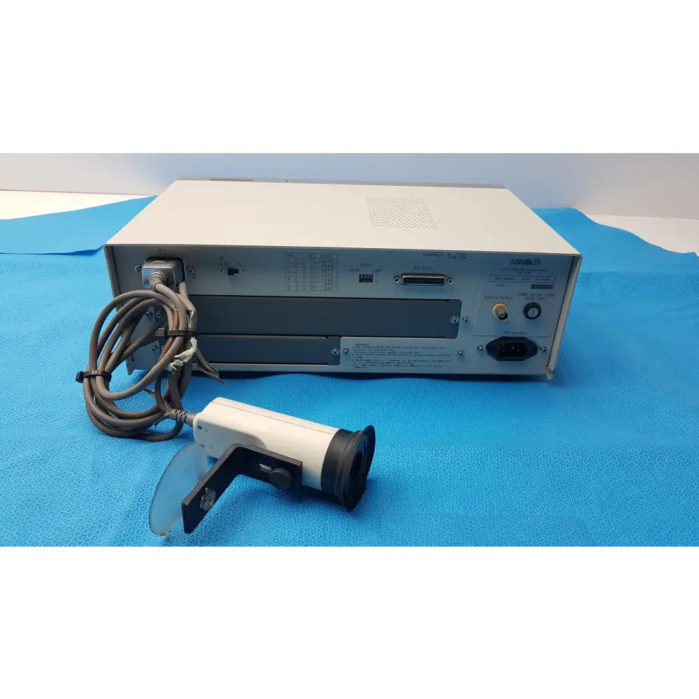 Minolta CA-100 CRT Color Analyzer - CRT Color Analyzer