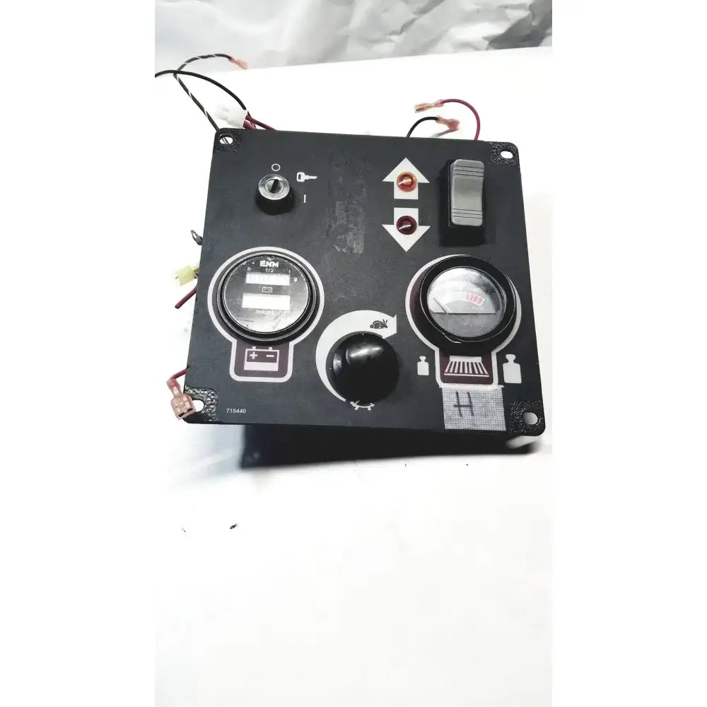 Minuteman 715440 Control Console With Gauge, Battery Meter & Button Control Console, second-hand product photo 18