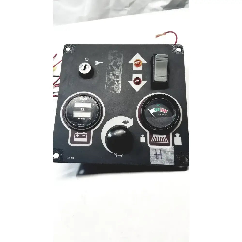 Minuteman 715440 Control Console With Gauge, Battery Meter & Button Control Console, second-hand product photo 1