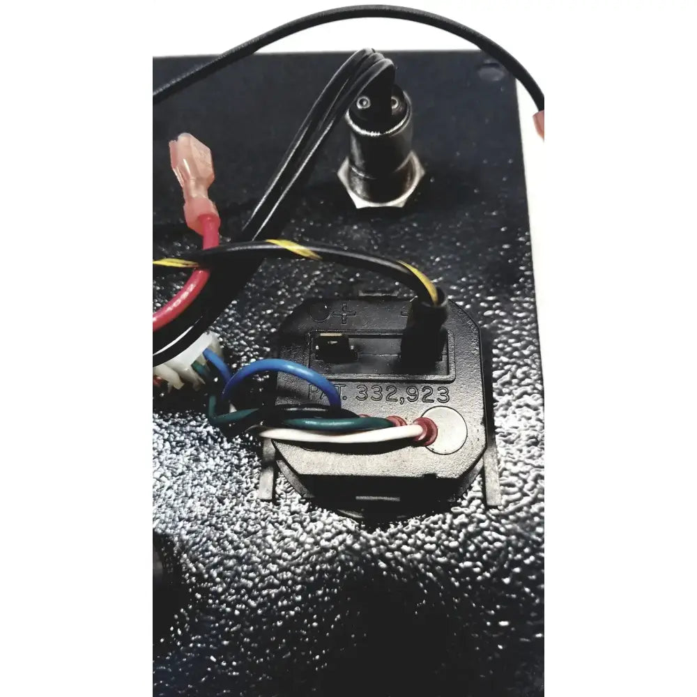 Minuteman 715440 Control Console With Gauge, Battery Meter & Button Control Console, second-hand product photo 10