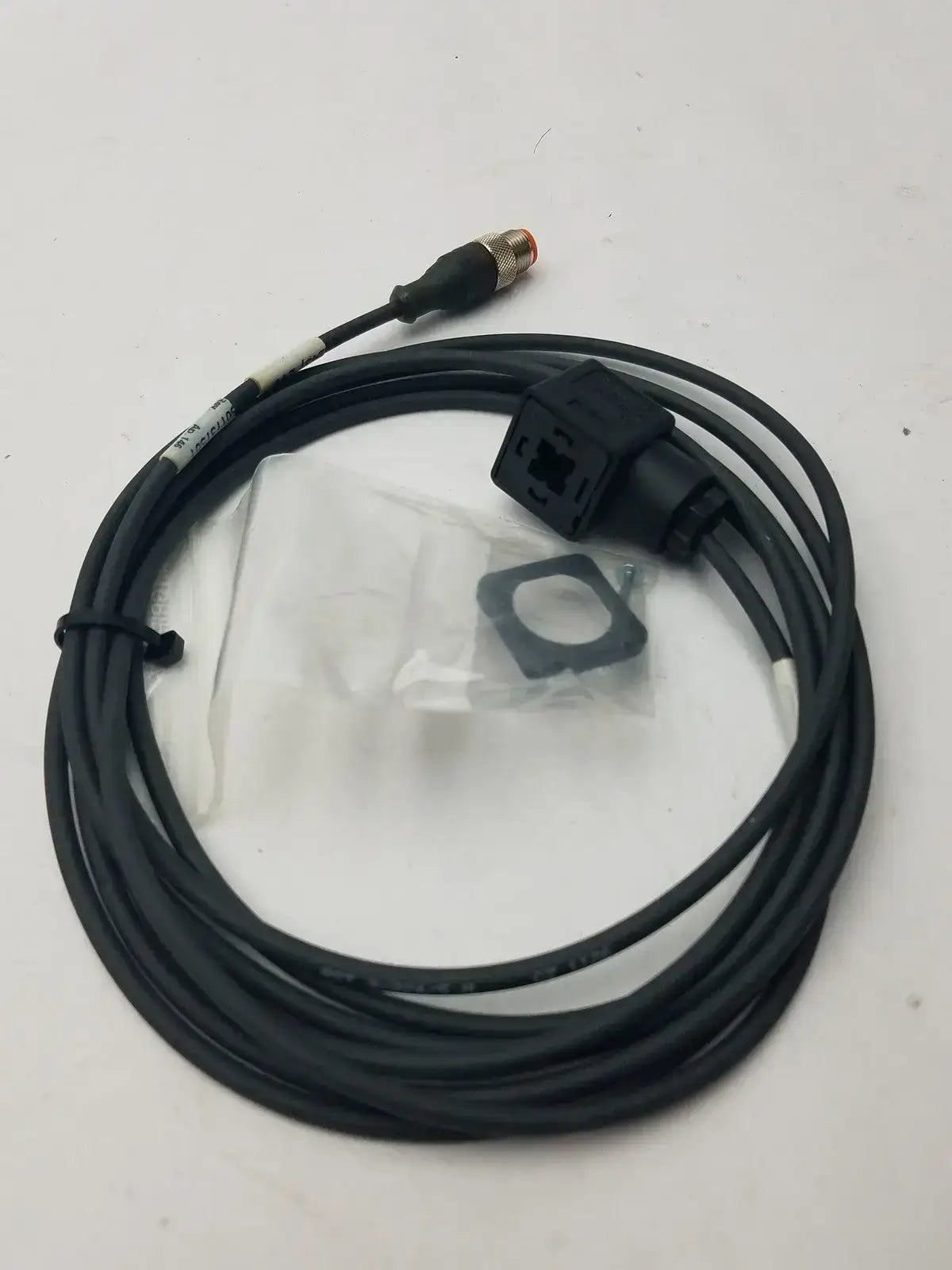 Generic mPm DIN Form A Moulded Cable Connector to Sensor Cable Sensor Cable Connector, second-hand product photo 4