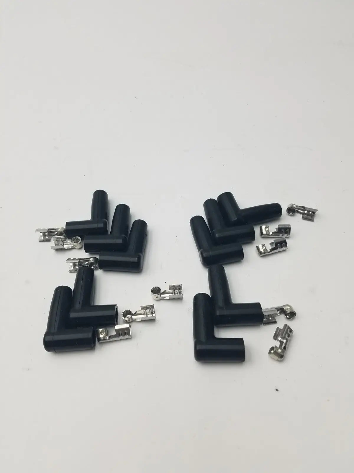 MSD Ignition Spark Plug Wire Terminals & Black 90 Degree Right/Left Angle Boots Ignition Wire Terminals and Boots, second-hand product photo 3
