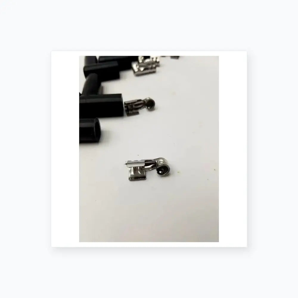 MSD Ignition Spark Plug Wire Terminals & Black 90 Degree Right/Left Angle Boots Ignition Wire Terminals and Boots, second-hand product photo 10