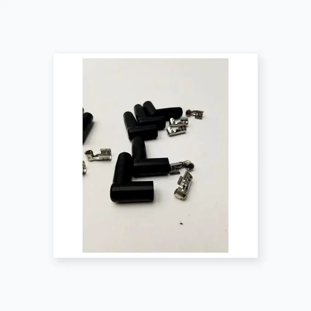 MSD Ignition Spark Plug Wire Terminals & Black 90 Degree Right/Left Angle Boots Ignition Wire Terminals and Boots, second-hand product photo 7