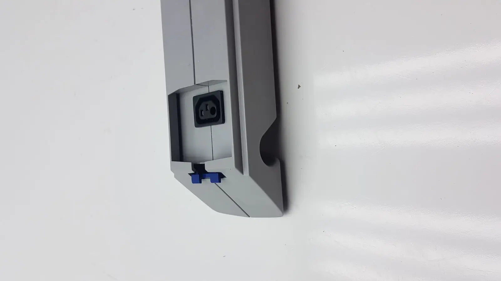 MSP Battery 24V/DC 4Ah For ARJO NDA0100-03, NDA0100-20, HMX991, MSP-A-AH-00100 Replacement Battery, as-is (for parts) product photo 4