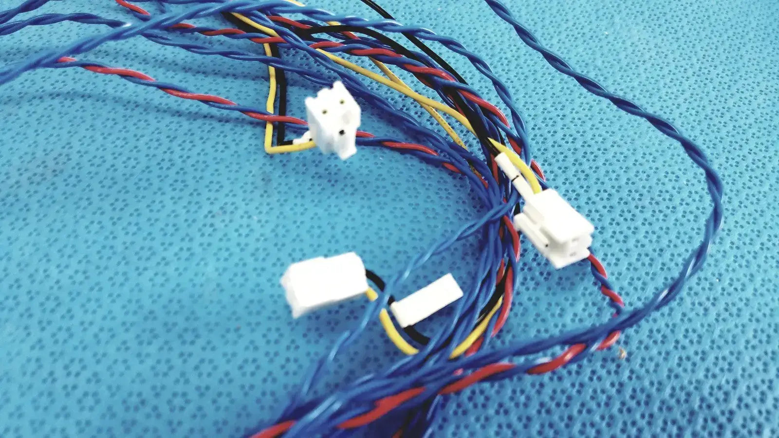 Generic Multi-Color Wire Harness Cable with Ferrite Bead 6-Pin & 4-Pin Connectors Medical Cable Harness, second-hand product photo 5