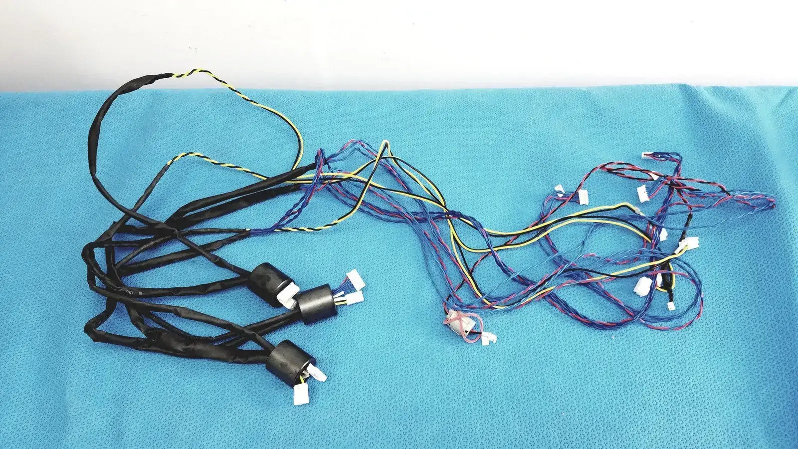 Generic Multi-Color Wire Harness Cable with Ferrite Bead 6-Pin & 4-Pin Connectors Medical Cable Harness, second-hand product photo 1