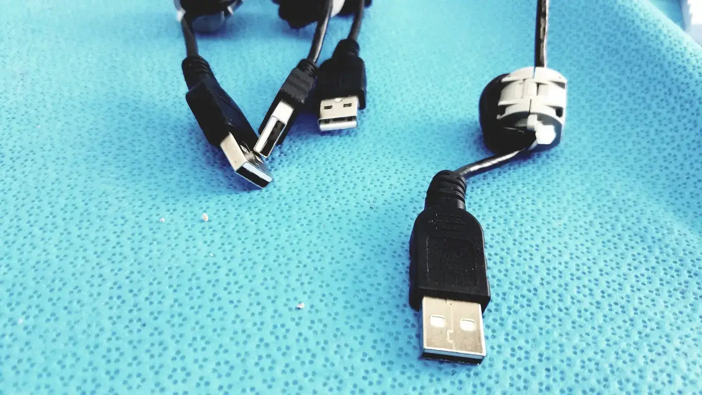 Vendor Unknown - MANUAL REVIEW Multi-Connector PC Cables – USB Mini-B to USB-A & Other Connectors - Lot of 4 USB Cable, second-hand product photo 5
