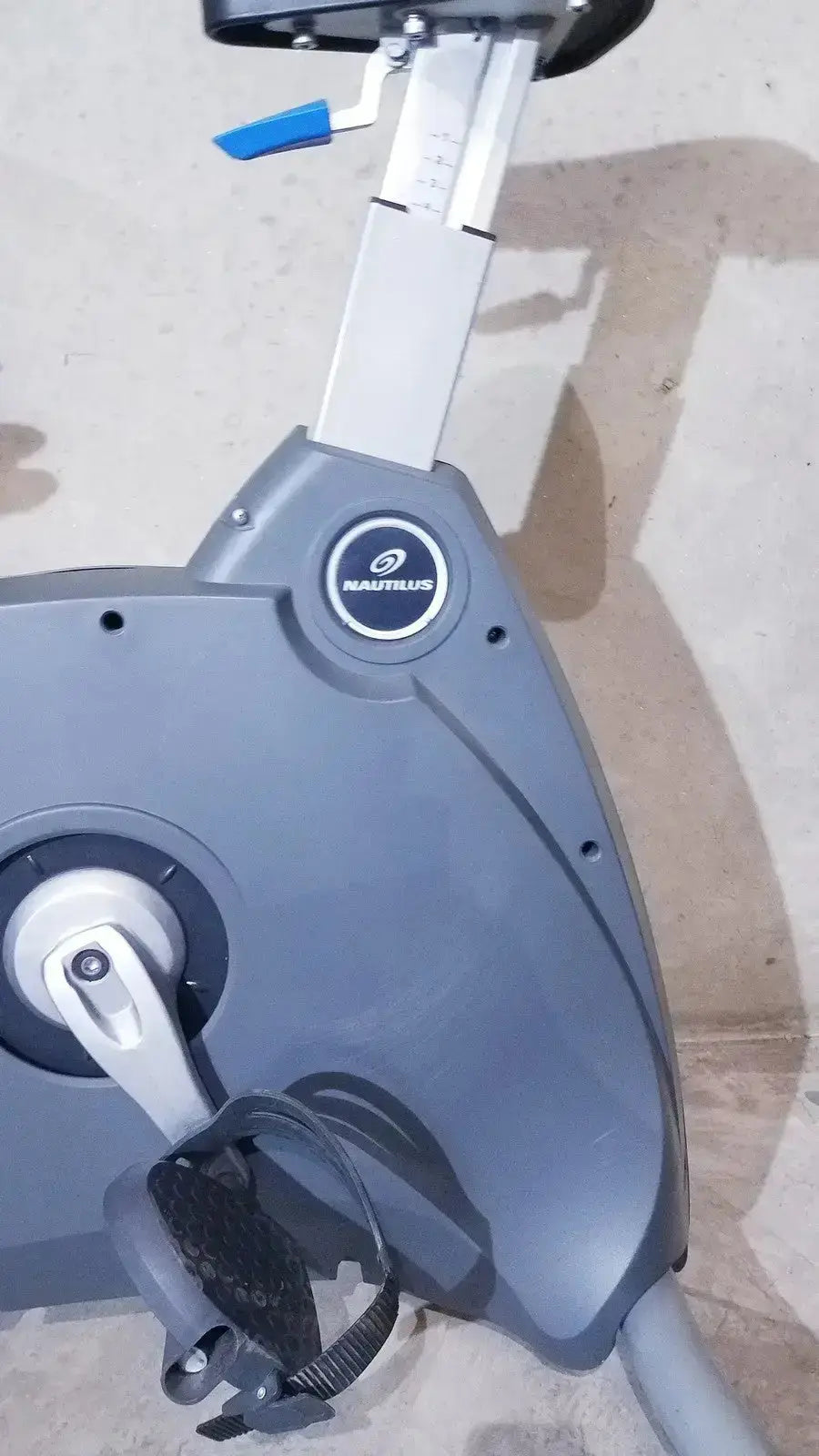 Nautilus Commercial Series Schwinn Blue Indoor Cycling Bike Exercise Bike, as-is (for parts) product photo 3