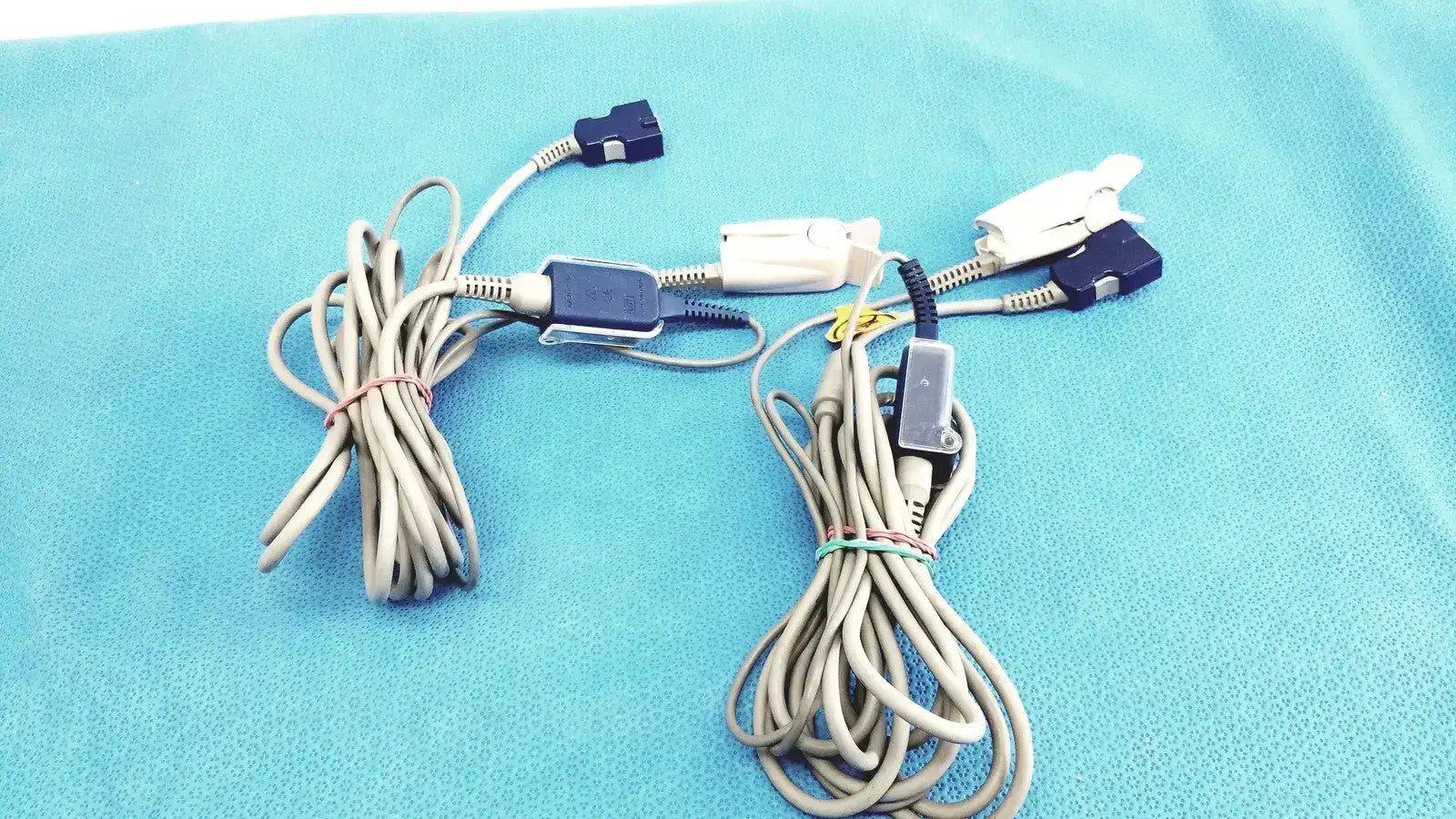Nellcor Doc-10 Adult OxiMax Spo2 Sensor Clip - Lot of 2 SpO2 Sensor Clip, second-hand product photo 3