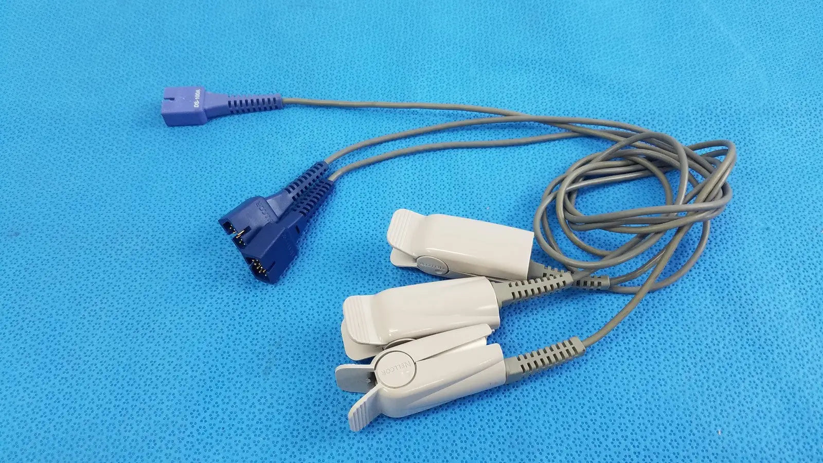Reuse Medical Nellcor DS-100A Compatible Direct Connect SpO2 Oximetry Sensor Adult - Lot of 3 Other Medical & Lab Equipment, second-hand product photo 1