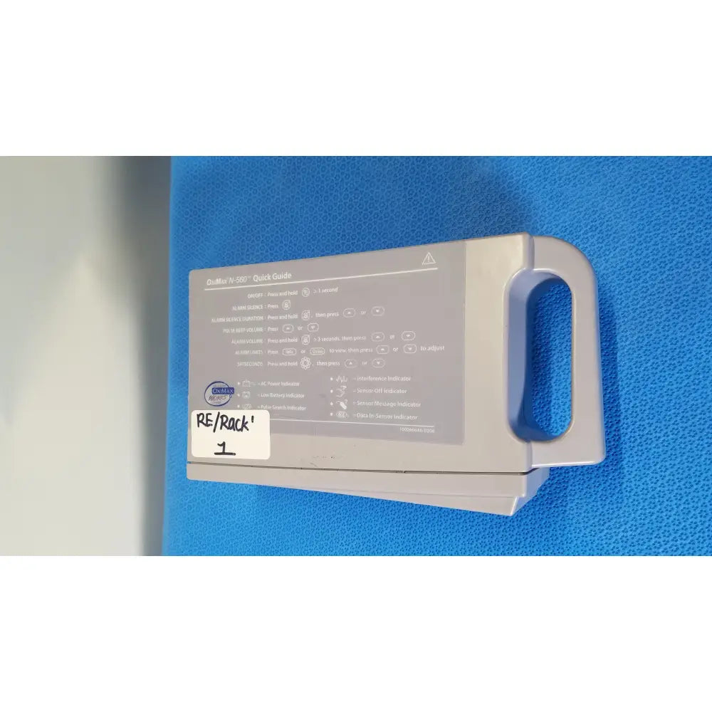 Gray plastic quick guide for defibtech qdefi-v-508 defibrillator with handle for nellcor puritan bennett pulse oximeter spo2