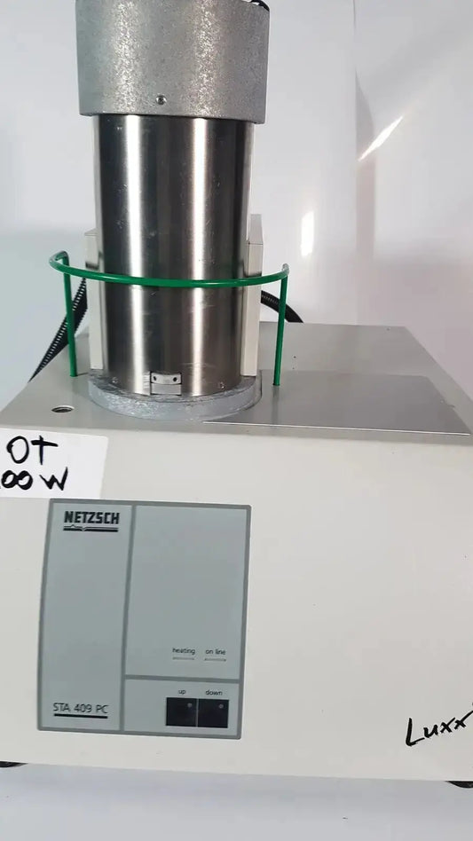 Netzsch GmbH - STA 409 PC Luxx Simultaneous Thermal Analyzer Simultaneous Thermal Analyzer, second-hand product photo 1